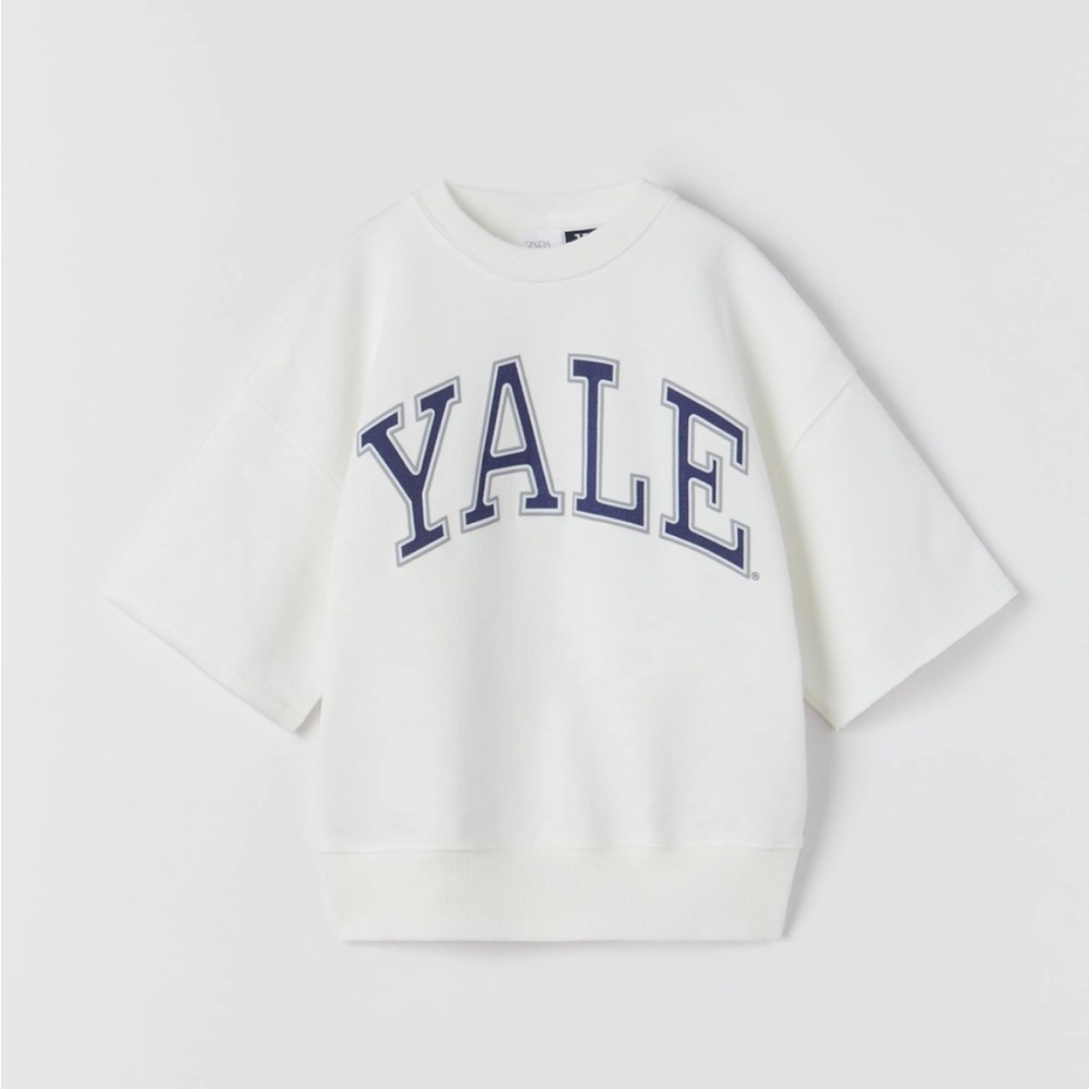 YALE UNIVERSITY SWEATSHIRT